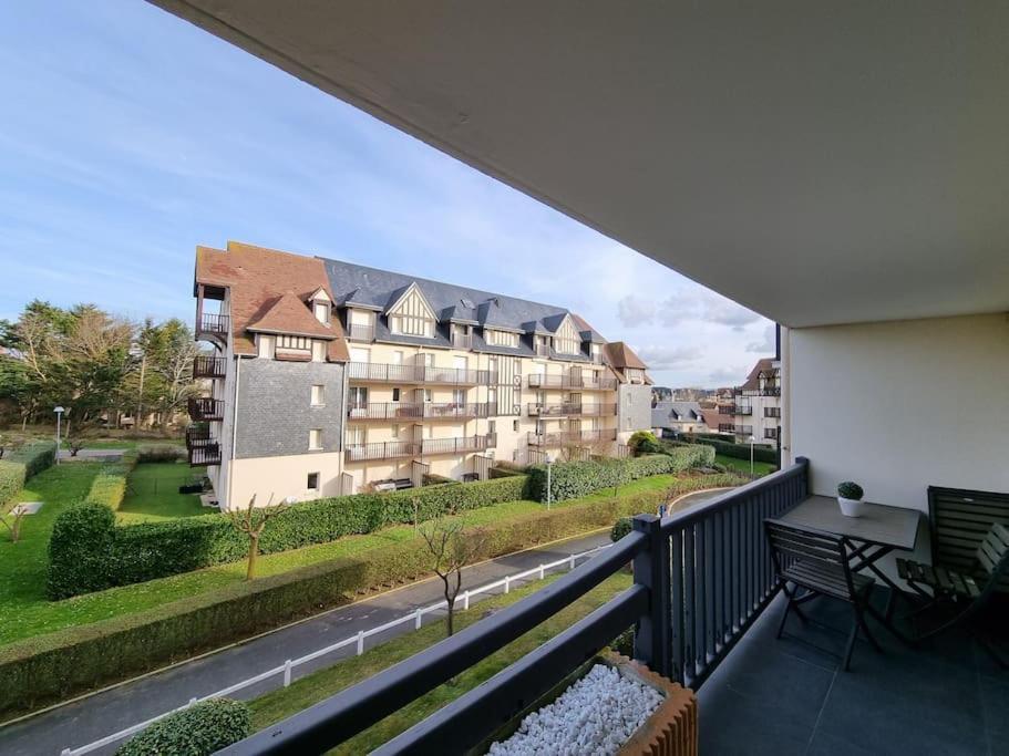 Cosy Plage-Acces Prive A La Mer Cabourg Extérieur photo